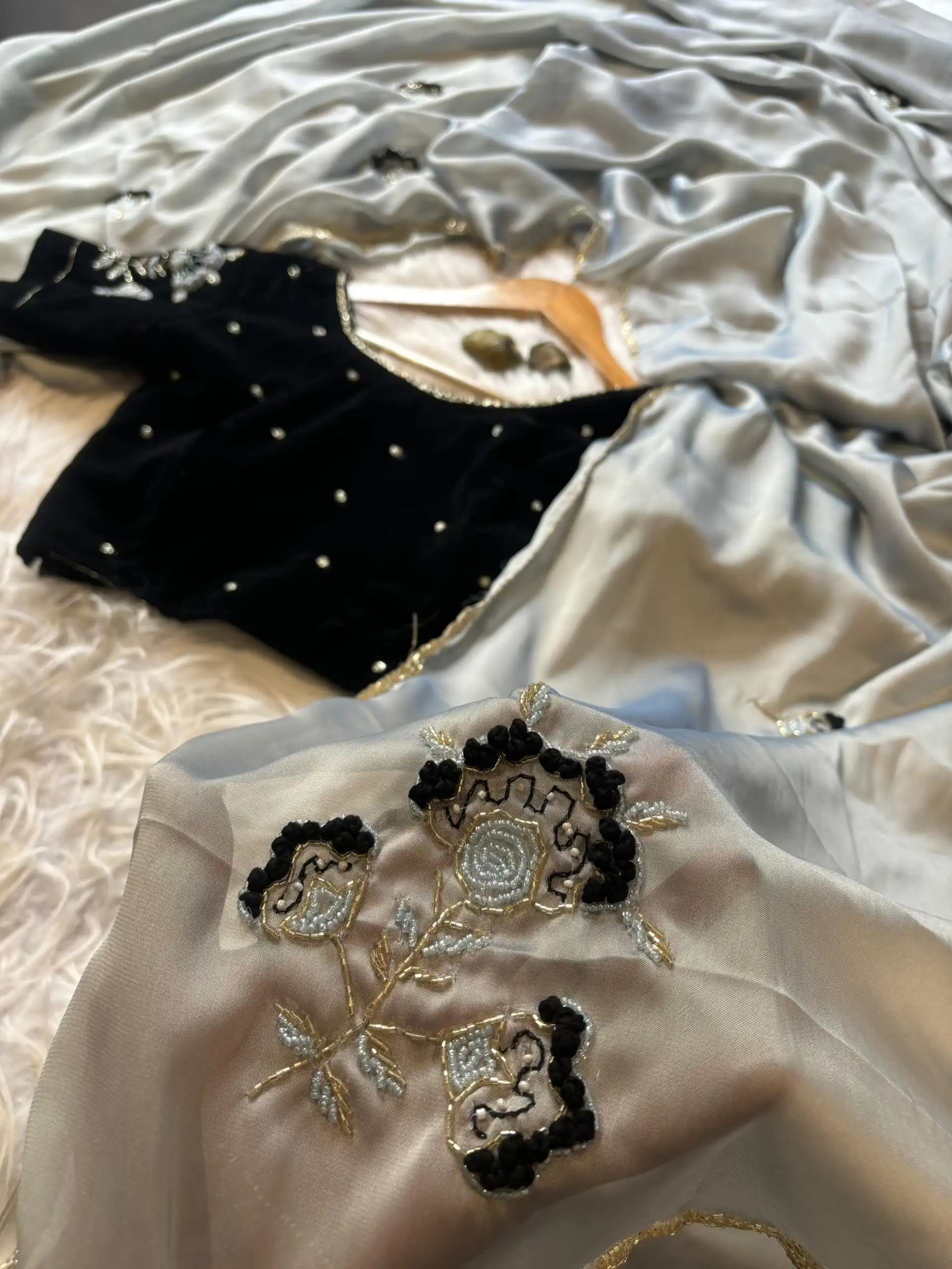 AC AZAELEA Light Grey Rangoli Silk Lace Work & Resham Work Saree with . Exclusive Offer ₹2549. Delivery 4-6 Working Days. Shop now. | Designer Sarees, Embroidered Sarees, Sarees, Bollywood Sarees, Creative Sarees, Ethnic Saree, Modern Digital sarees, Party Wear Sarees