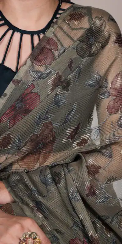 YNF 7051 Mehendi in Lurex Brasso Designer Work Saree . Wedding, Party, Festive, Events, Special Price ₹1799. Delivery 4-6 Working Days. Shop now. | Designer Sarees, Embroidered Sarees, Sarees, Bollywood Sarees, Creative Sarees, Ethnic Saree, Modern Digital sarees, Party Wear Sarees