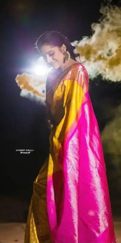 KP 2091 Pink Color Soft Lichi Silk Cloth With Saree Designer Work. Affordable Price ₹499. Delivery 4-6 Working Days. Shop now. | Designer Sarees, Embroidered Sarees, Sarees, Bollywood Sarees, Creative Sarees, Ethnic Saree, Modern Digital sarees, Party Wear Sarees