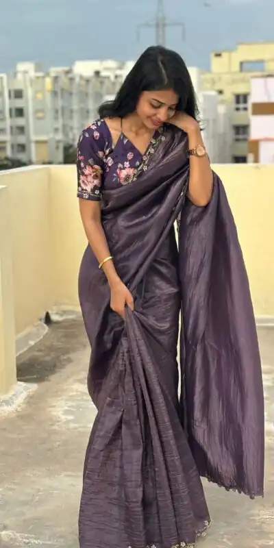 AC Gold Crush Purple Gold Crush with Lace Border & Lace Work Saree . Festive Deal ₹2599. Delivery 4-6 Working Days. Shop now. | Designer Sarees, Embroidered Sarees, Sarees, Bollywood Sarees, Creative Sarees, Ethnic Saree, Modern Digital sarees, Party Wear Sarees