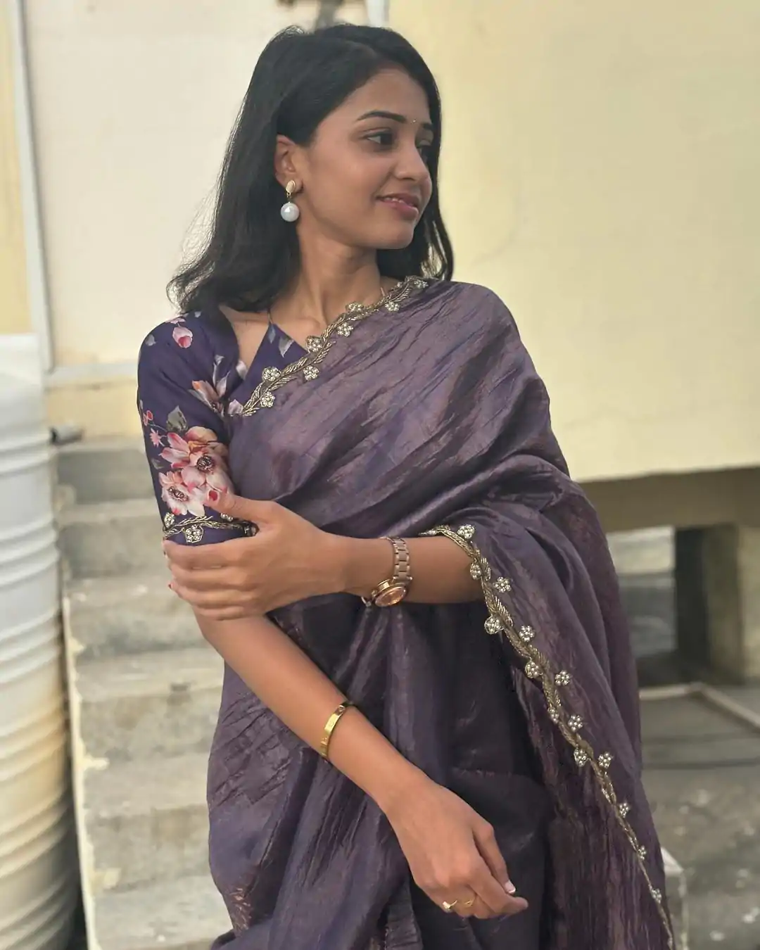 AC Gold Crush Purple Gold Crush with Lace Border & Lace Work Saree . Festive Deal ₹2599. Delivery 4-6 Working Days. Shop now. | Designer Sarees, Embroidered Sarees, Sarees, Bollywood Sarees, Creative Sarees, Ethnic Saree, Modern Digital sarees, Party Wear Sarees