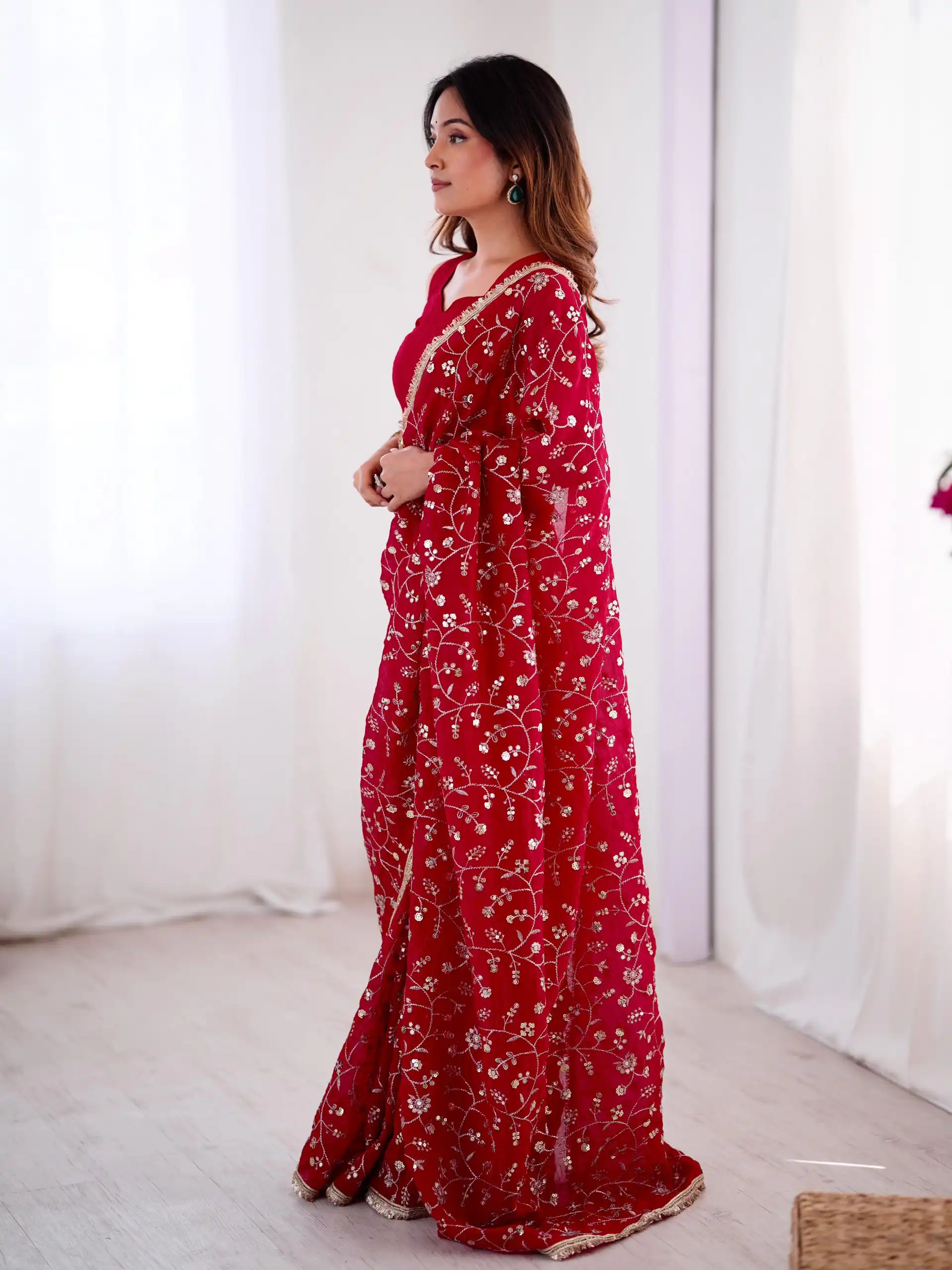 SRK 5296 Red Crunchy Silk Lace Work & Embroidery Work Saree in . Special Price ₹1799. Delivery 4-6 Working Days. Shop now. | Designer Sarees, Embroidered Sarees, Sarees, Bollywood Sarees, Creative Sarees, Ethnic Saree, Modern Digital sarees, Party Wear Sarees