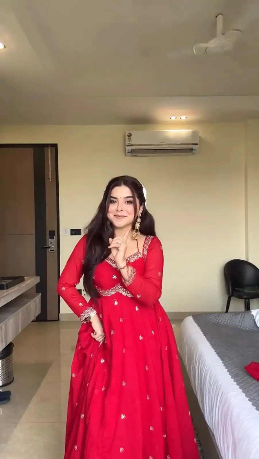 RTC 5924 Red Georgette Thread With Sequence Gown Perfect for Wedding, Party, Reception, Holi, Eid . Available at ₹1999 only. Delivery 4-6 Working Days. | Gowns, Bollywood Gowns, Creative Gowns, Designer Gowns, Embroidered Gowns, Party Wear Gowns