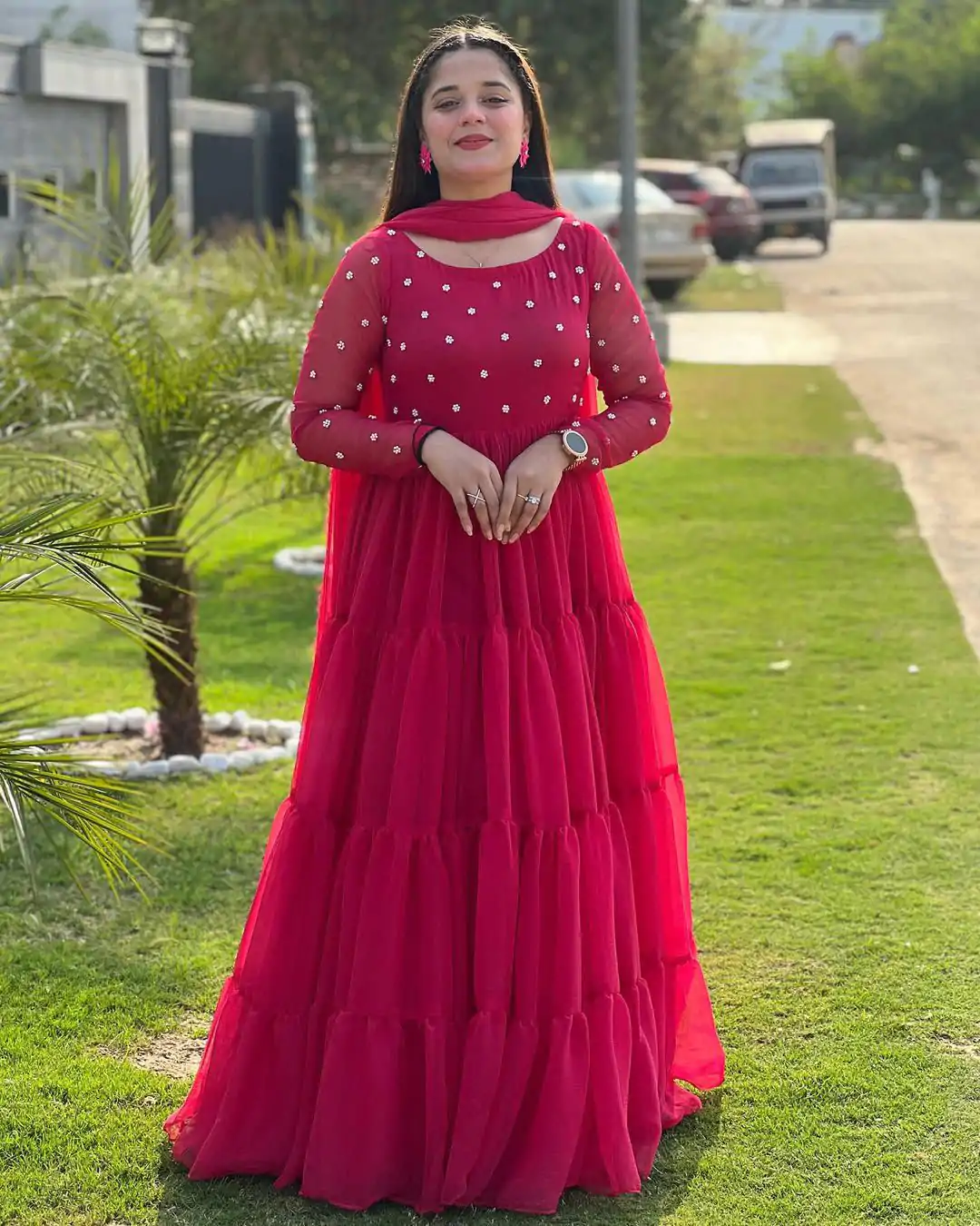 LG 2013 Red Georgette With Bead Work Gown . Wedding, Party, Festive, Events, Get it for ₹1899. Delivery 4-6 Working Days. Shop now. | Gowns, Bollywood Gowns, Creative Gowns, Designer Gowns, Embroidered Gowns, Party Wear Gowns