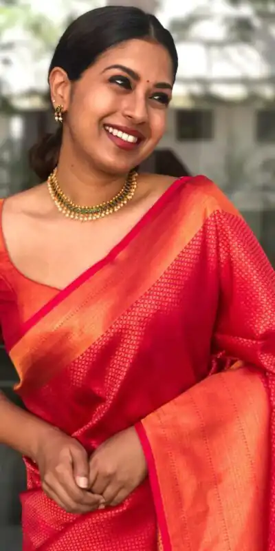 KP 4040 Red Soft Lichi Silk Saree Perfect for Wedding, Party, Ethnic Day, Raksha Bandhan, Temple Visit – . Exclusive Offer ₹1299. Delivery 4-6 Working D | Designer Sarees, Embroidered Sarees, Sarees, Bollywood Sarees, Creative Sarees, Ethnic Saree, Modern Digital sarees, Party Wear Sarees