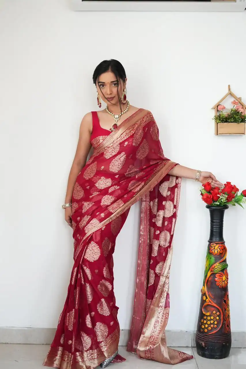 KP 5039 Red Perfect for Soft Lilan Slab Attractive Charm full Saree Wedding, Party, Onam, Engagement, Festival Celebrations . Exclusive Offer ₹1449. | Designer Sarees, Embroidered Sarees, Sarees, Bollywood Sarees, Creative Sarees, Ethnic Saree, Modern Digital sarees, Party Wear Sarees
