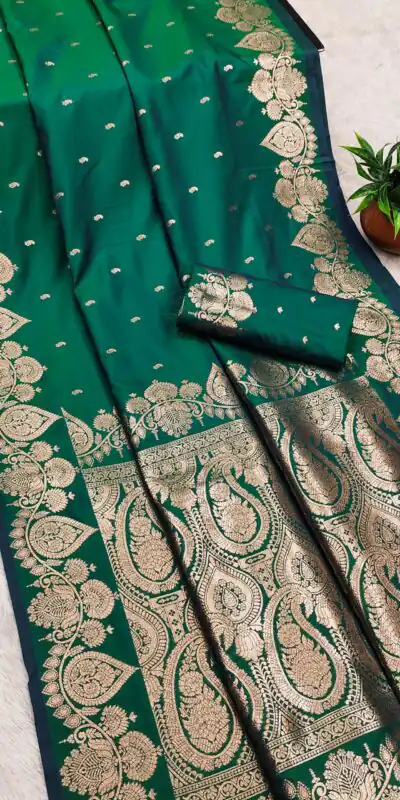 MB 142 Green Banarasi Silk with Zari Work & Lace Work Saree . Affordable Price ₹1899. Delivery 4-6 Working Days. Shop now. | Designer Sarees, Embroidered Sarees, Sarees, Bollywood Sarees, Creative Sarees, Ethnic Saree, Modern Digital sarees, Party Wear Sarees
