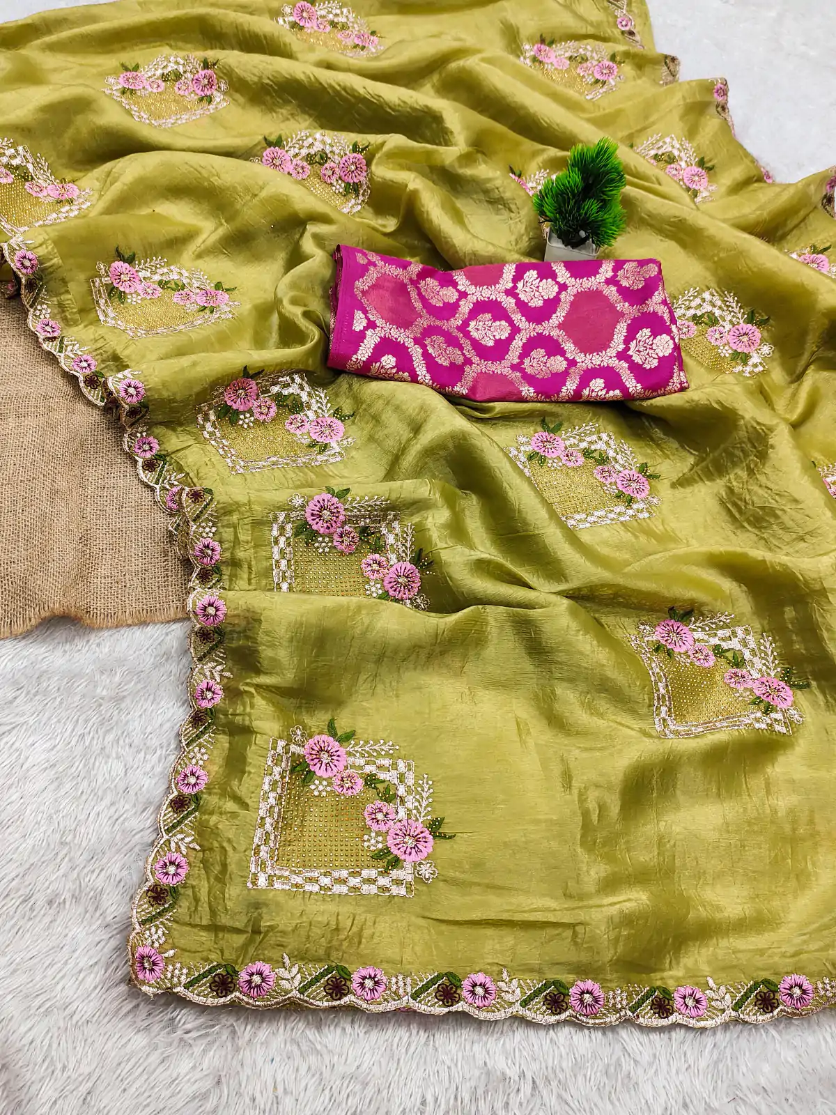 SC 239 Pink Georgette With Lace Work & Lace Border Saree . Wedding, Party, Festive, Events, Exclusive Offer ₹1599. Delivery 4-6 Working Days. Shop now. | Designer Sarees, Embroidered Sarees, Sarees, Bollywood Sarees, Creative Sarees, Ethnic Saree, Modern Digital sarees, Party Wear Sarees