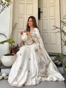 LG 2018 Off White Chinon Gown Perfect for Wedding, Party, Makar Sankranti, Anniversary, Ethnic Day – . Grab it for ₹2399. Delivery 4-6 Working Day | Gowns, Bollywood Gowns, Creative Gowns, Designer Gowns, Embroidered Gowns, Party Wear Gowns