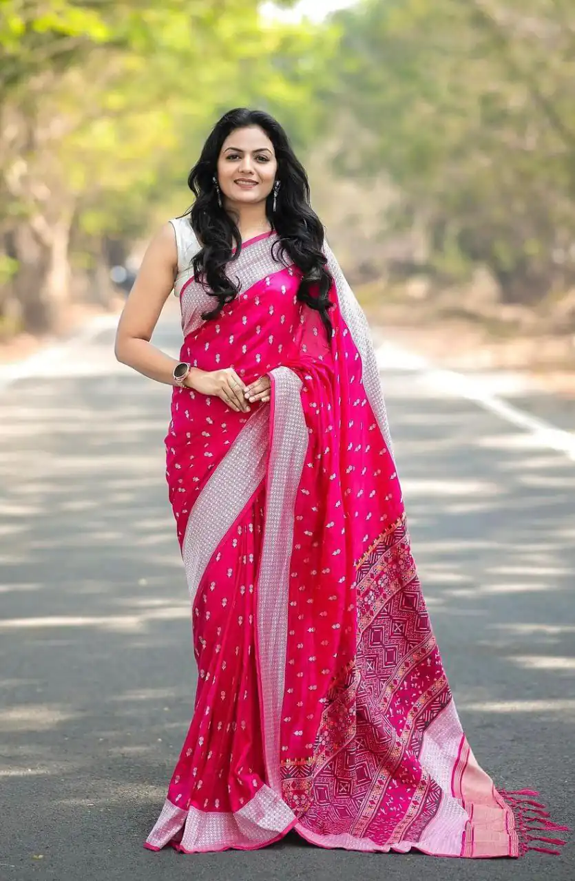 KPR 229 Pink in Soft Lichi Silk Lace Border & Lace Work Saree . Special Price ₹1399. Delivery 4-6 Working Days. Shop now. | Designer Sarees, Embroidered Sarees, Sarees, Bollywood Sarees, Creative Sarees, Ethnic Saree, Modern Digital sarees, Party Wear Sarees