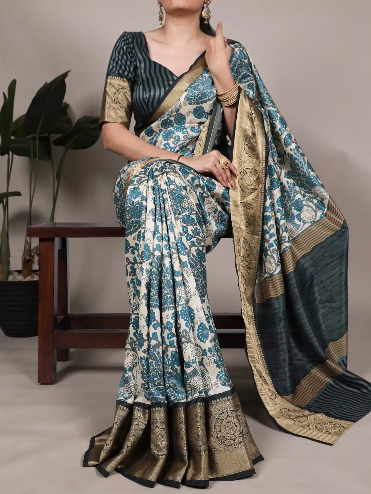 YNF 7050 Sky Blue Color Tasar Silk with Lace Border & Lace Work Saree . Best Price ₹1749. Delivery 4-6 Working Days. Shop now. | Designer Sarees, Embroidered Sarees, Sarees, Bollywood Sarees, Creative Sarees, Ethnic Saree, Modern Digital sarees, Party Wear Sarees
