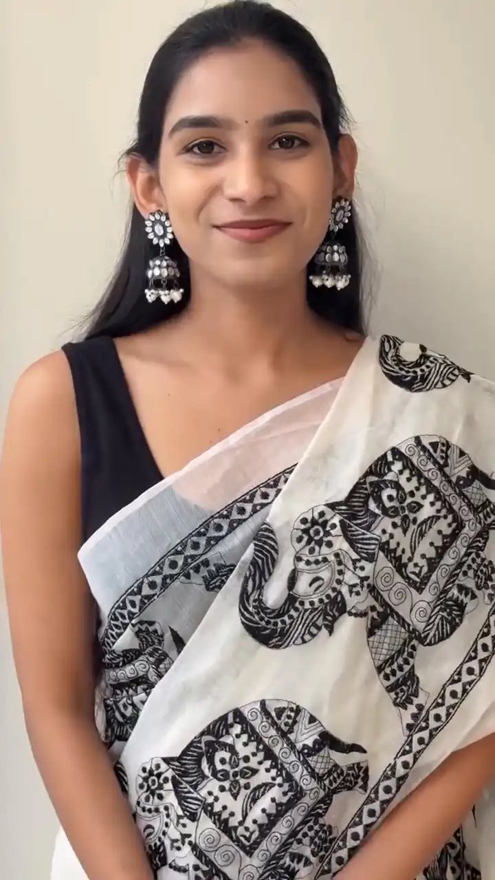 KP 3038 Yellow Soft Lichi Silk with Lace Border & Lace Work Saree . Special Price ₹1349. Delivery 4-6 Working Days. Shop now. | Designer Sarees, Embroidered Sarees, Sarees, Bollywood Sarees, Creative Sarees, Ethnic Saree, Modern Digital sarees, Party Wear Sarees