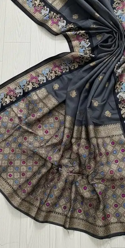 MS 545 Grey Banarasi Silk Saree with Zari Work. Wedding, Party, Festive, Events, Now at just ₹1649. Delivery 4-6 Working Days. Shop now. | Designer Sarees, Embroidered Sarees, Sarees, Bollywood Sarees, Creative Sarees, Ethnic Saree, Modern Digital sarees, Party Wear Sarees