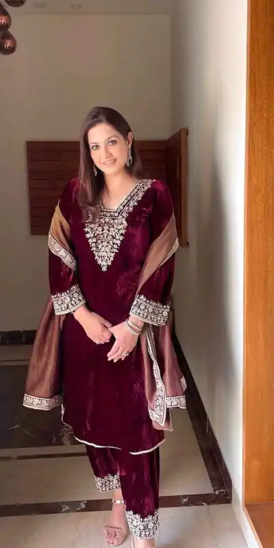 Maroon Viscose Velvet Embroider Work Salwar Suit