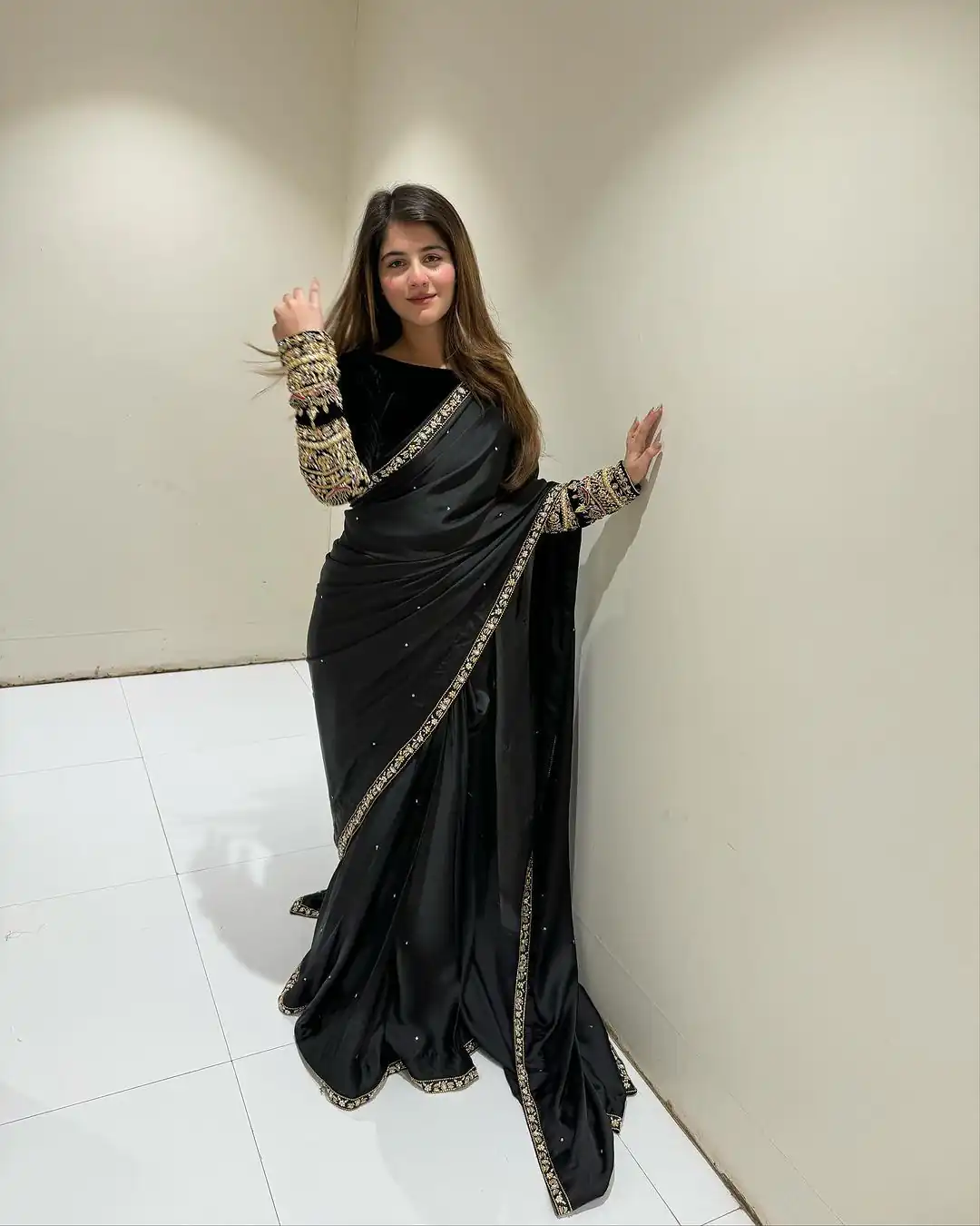 ST 403 Black in 9000 Velvet Embroidery Work & Lace Work Saree . Introductory Price ₹1999. Delivery 4-6 Working Days. Shop now. | Designer Sarees, Sarees, Bollywood Sarees, Creative Sarees, Embroidered Sarees, Ethnic Saree, Modern Digital sarees, Party Wear Sarees