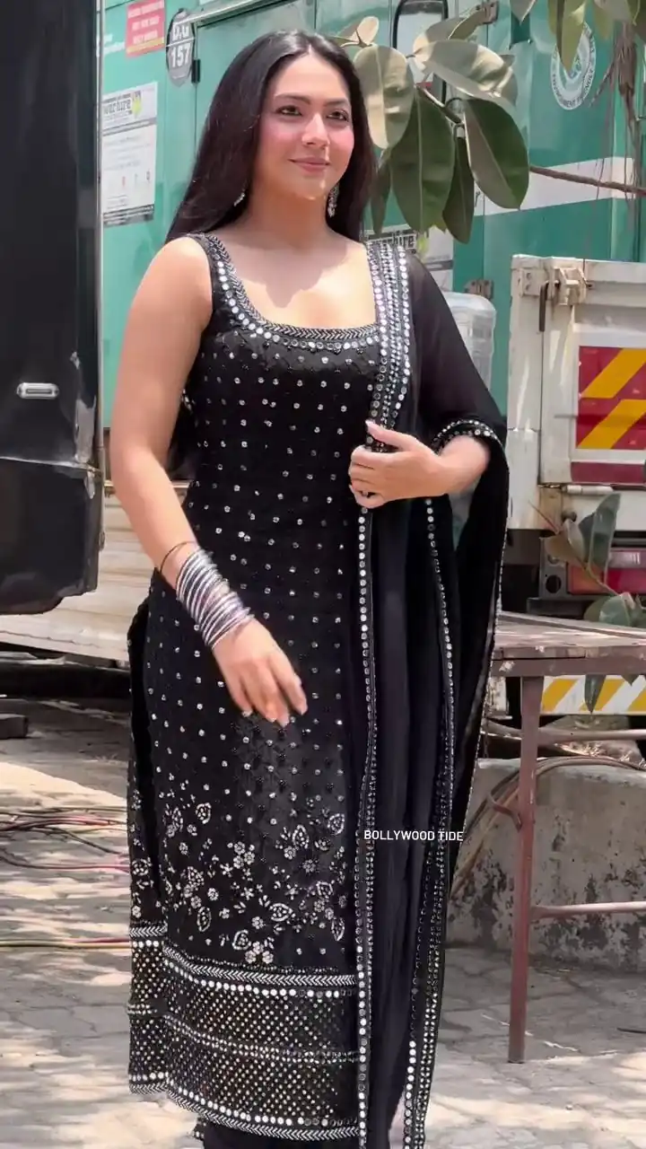 RTC 5912 Black Faux Georgette Salwar Suit Perfect for Wedding, Party, Baisakhi, Baby Shower, Sangeet – . Introductory Price ₹2099. Delivery 4-6 Working | Jump Suits, Tops & Bottoms, Track Suits, Salwar suit, Casual Suits, Creative suits, Designer Suits, Palazzo Suits, Party Wear Suits, Patiala Suits, Straight Suits, Trendy Wear