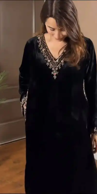 RTC 5810 Black Viscose velvet Salwar Suit. Perfect for Wedding, Party, Baby Shower, Housewarming, Eid – Get it for ₹1999. Delivery 4-6 Working Days. | Jump Suits, Tops & Bottoms, Track Suits, Salwar suit, Casual Suits, Creative suits, Designer Suits, Palazzo Suits, Party Wear Suits, Patiala Suits, Straight Suits, Trendy Wear