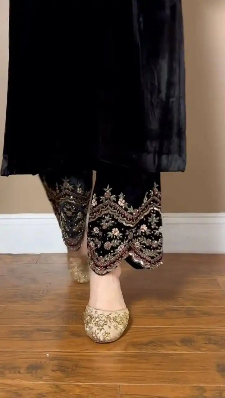 RTC 5810 Black Viscose velvet Salwar Suit. Perfect for Wedding, Party, Baby Shower, Housewarming, Eid – Get it for ₹1999. Delivery 4-6 Working Days. | Jump Suits, Tops & Bottoms, Track Suits, Salwar suit, Casual Suits, Creative suits, Designer Suits, Palazzo Suits, Party Wear Suits, Patiala Suits, Straight Suits, Trendy Wear