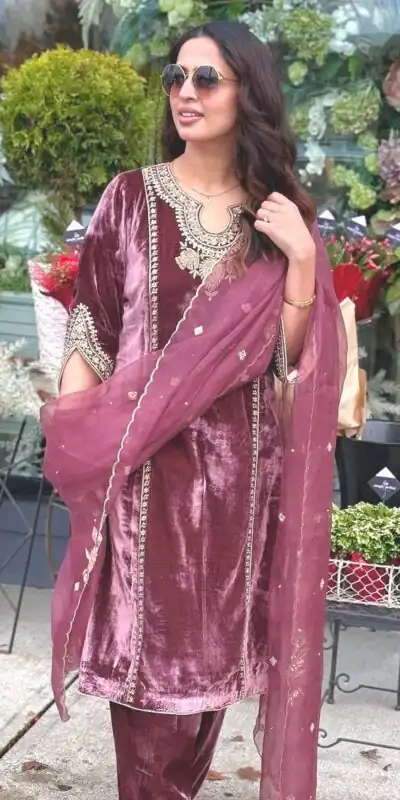 Onion Viscose Velvet Embroidery Work Salwar Suit