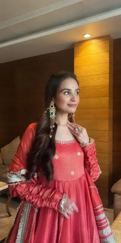 RTC 5965 Peach Chinon Silk Salwar Suit with Lace Work. Wedding, Party, Festive, Events, Best Price ₹2549. Delivery 4-6 Working Days. Shop now. | Jump Suits, Tops & Bottoms, Track Suits, Salwar suit, Casual Suits, Creative suits, Designer Suits, Palazzo Suits, Party Wear Suits, Patiala Suits, Straight Suits, Trendy Wear