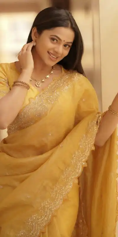 JR 642 Yellow Soft gold crush Saree Perfect for Wedding, Party, Diwali, Pongal, Baisakhi – . Now at just ₹1999. Delivery 4-6 Working Days. Shop now. | Designer Sarees, Sarees, Bollywood Sarees, Creative Sarees, Embroidered Sarees, Ethnic Saree, Modern Digital sarees, Party Wear Sarees