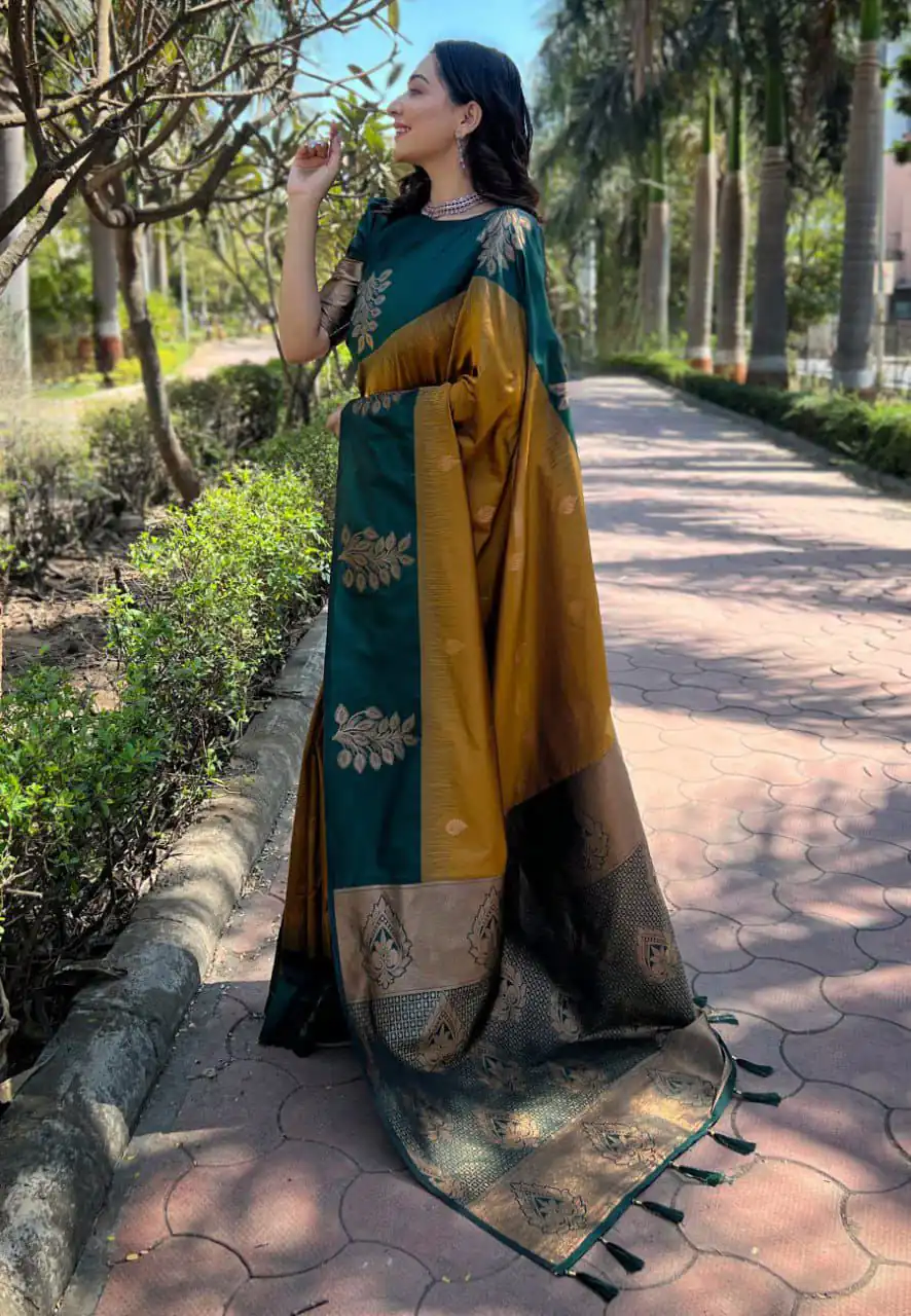 Mustered Lichi Silk Jacquard Saree