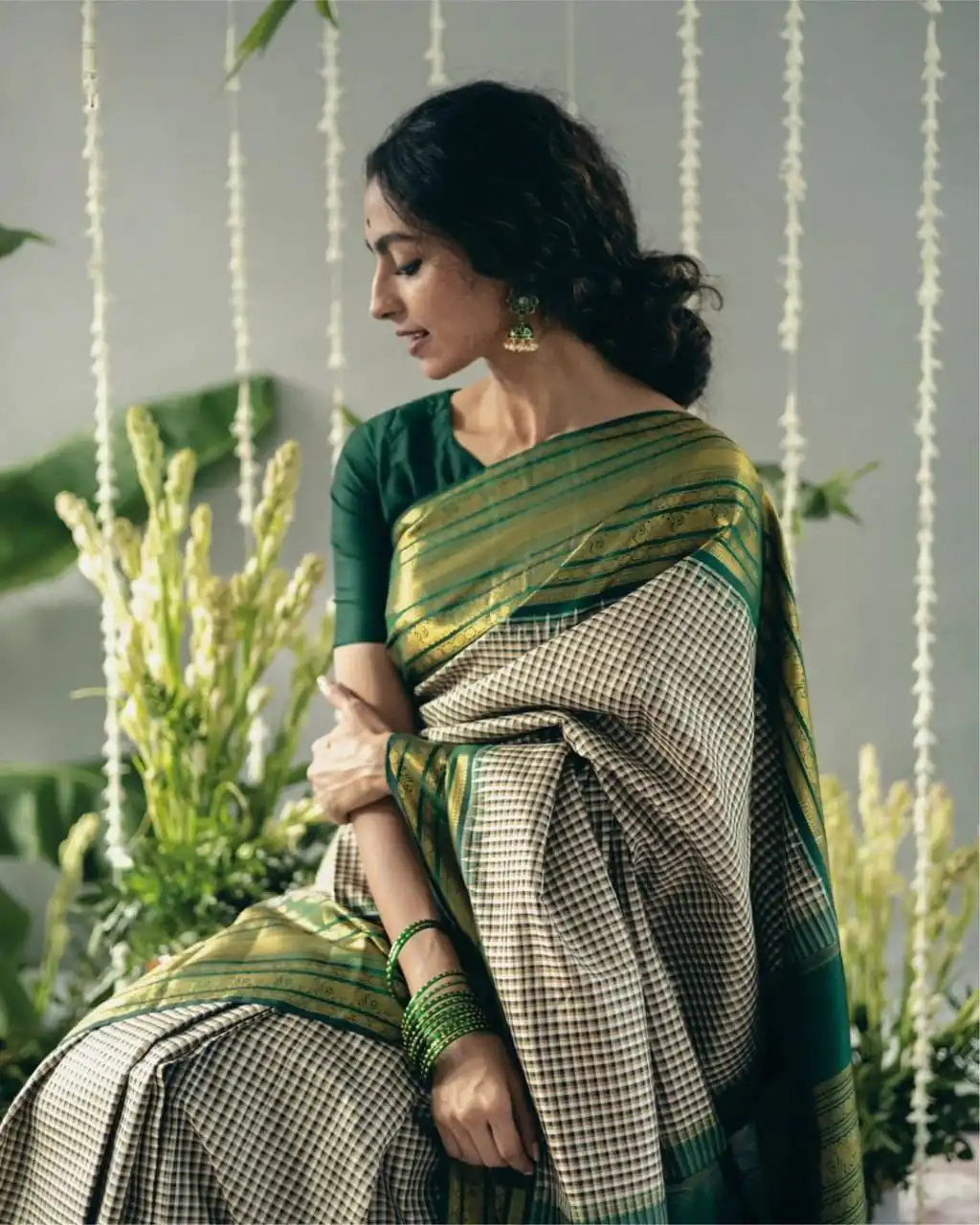 Green Lichi Silk Rich Pallu Border Saree - Image 5