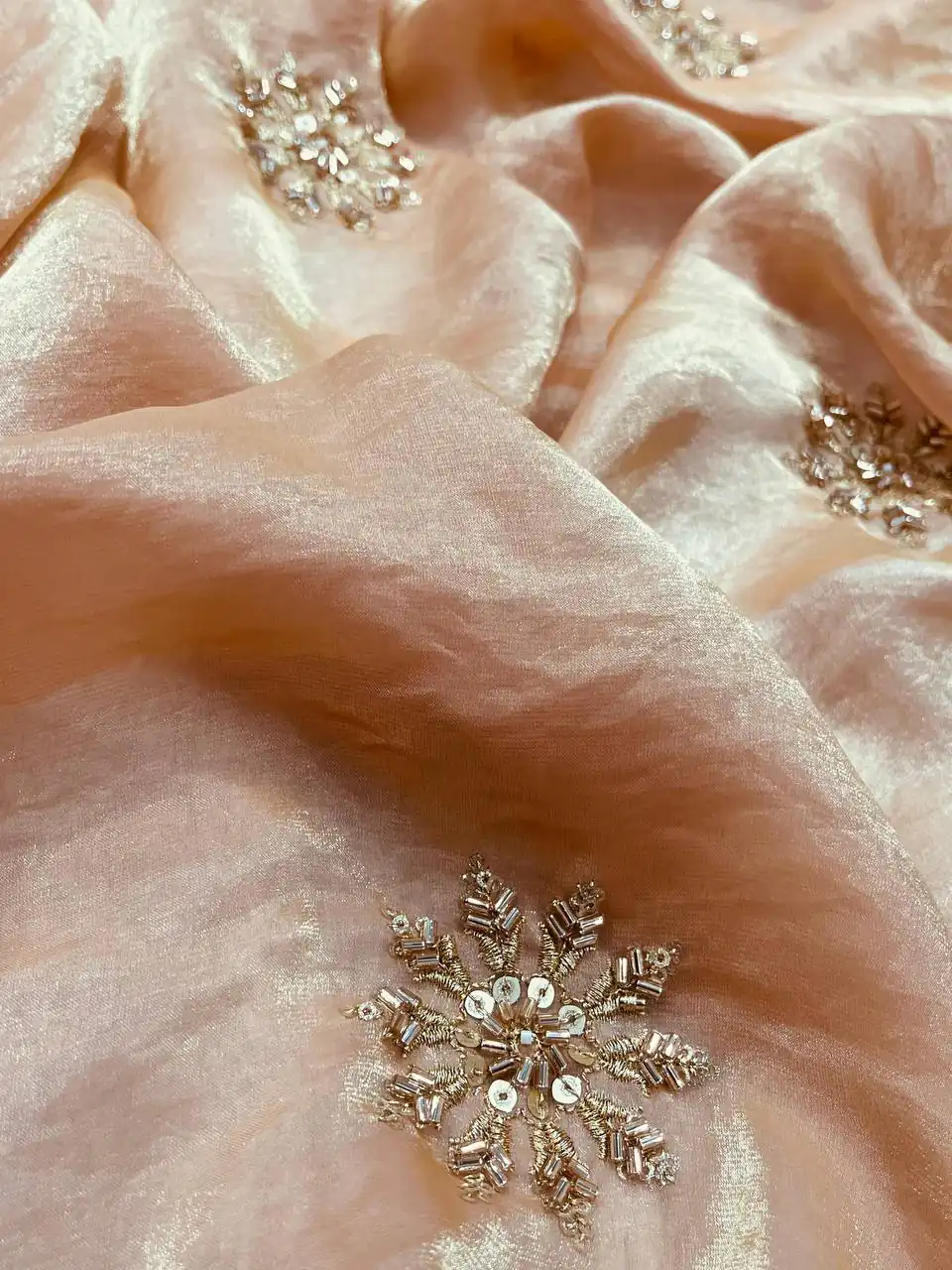 BT 3142 Cream Fandy Satin Silk Saree Perfect for Wedding, Party, Karwa Chauth, Reception, Pooja – . Festive Deal ₹1999. Delivery 4-6 Working Days. | Designer Sarees, Sarees, Bollywood Sarees, Creative Sarees, Embroidered Sarees, Ethnic Saree, Modern Digital sarees, Party Wear Sarees