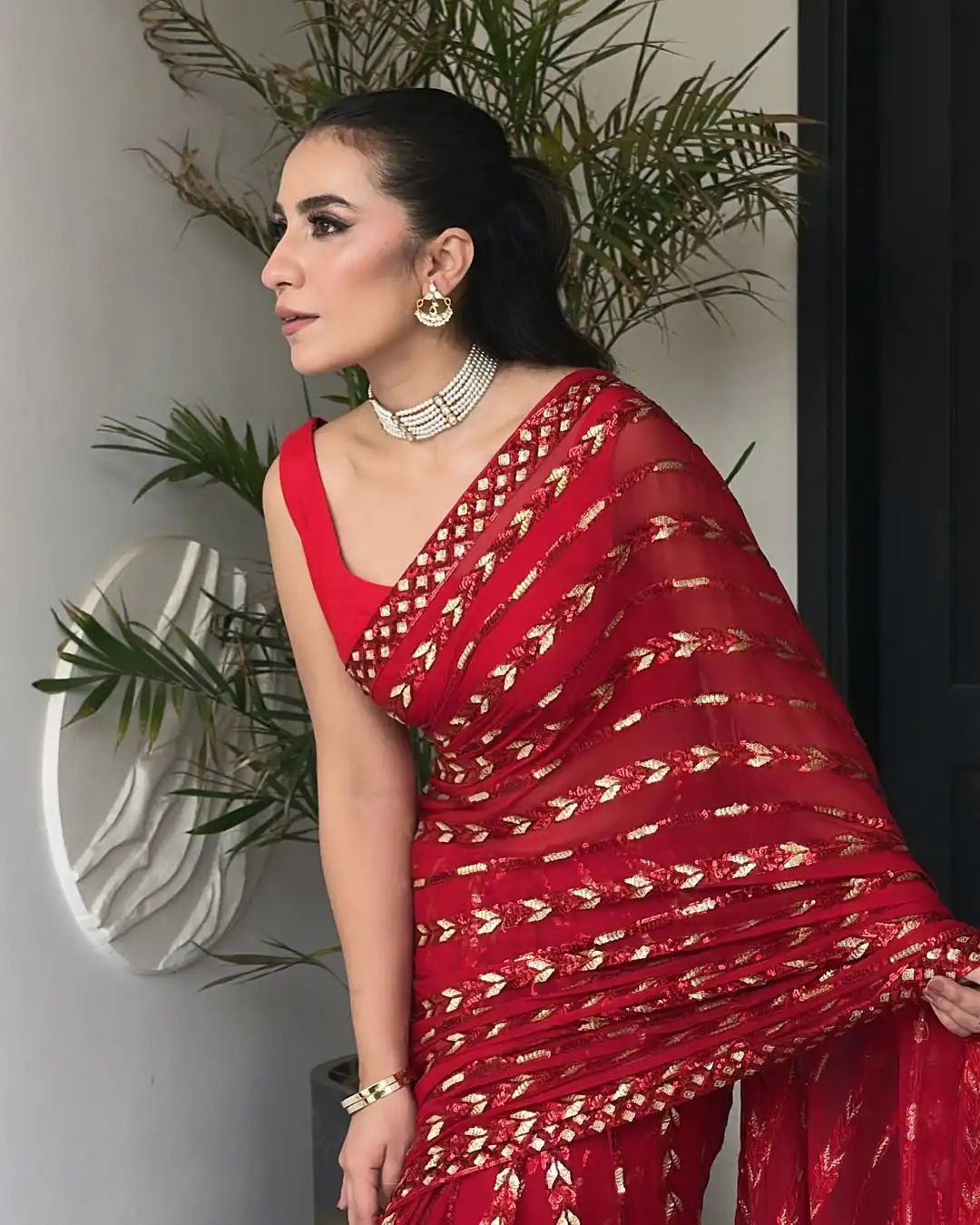 JR 635 Red Color Georgette Saree with Lace Work & Embroidery Work. Exclusive Offer ₹1949. Delivery 4-6 Working Days. Shop now. | Designer Sarees, Sarees, Bollywood Sarees, Creative Sarees, Embroidered Sarees, Ethnic Saree, Modern Digital sarees, Party Wear Sarees
