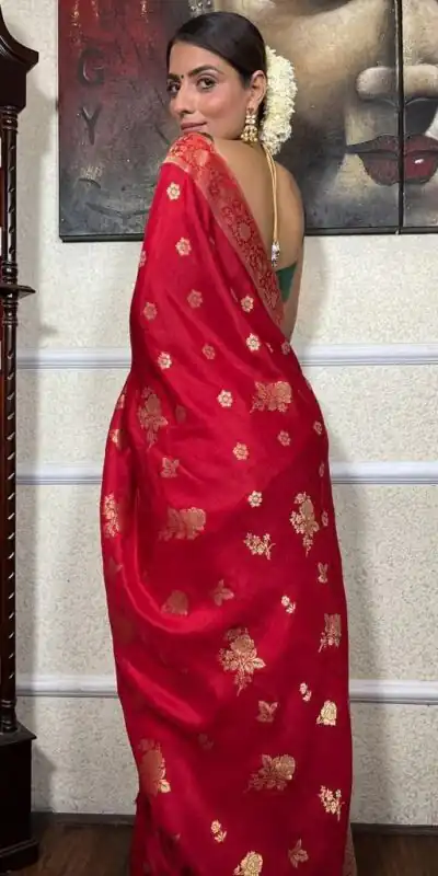 KPR 226 Red Soft Lichi Silk Saree Perfect for Wedding, Party, Raksha Bandhan, Sangeet, Eid – . Get it for ₹1399. Delivery 4-6 Working Days. | Designer Sarees, Sarees, Bollywood Sarees, Creative Sarees, Embroidered Sarees, Ethnic Saree, Modern Digital sarees, Party Wear Sarees