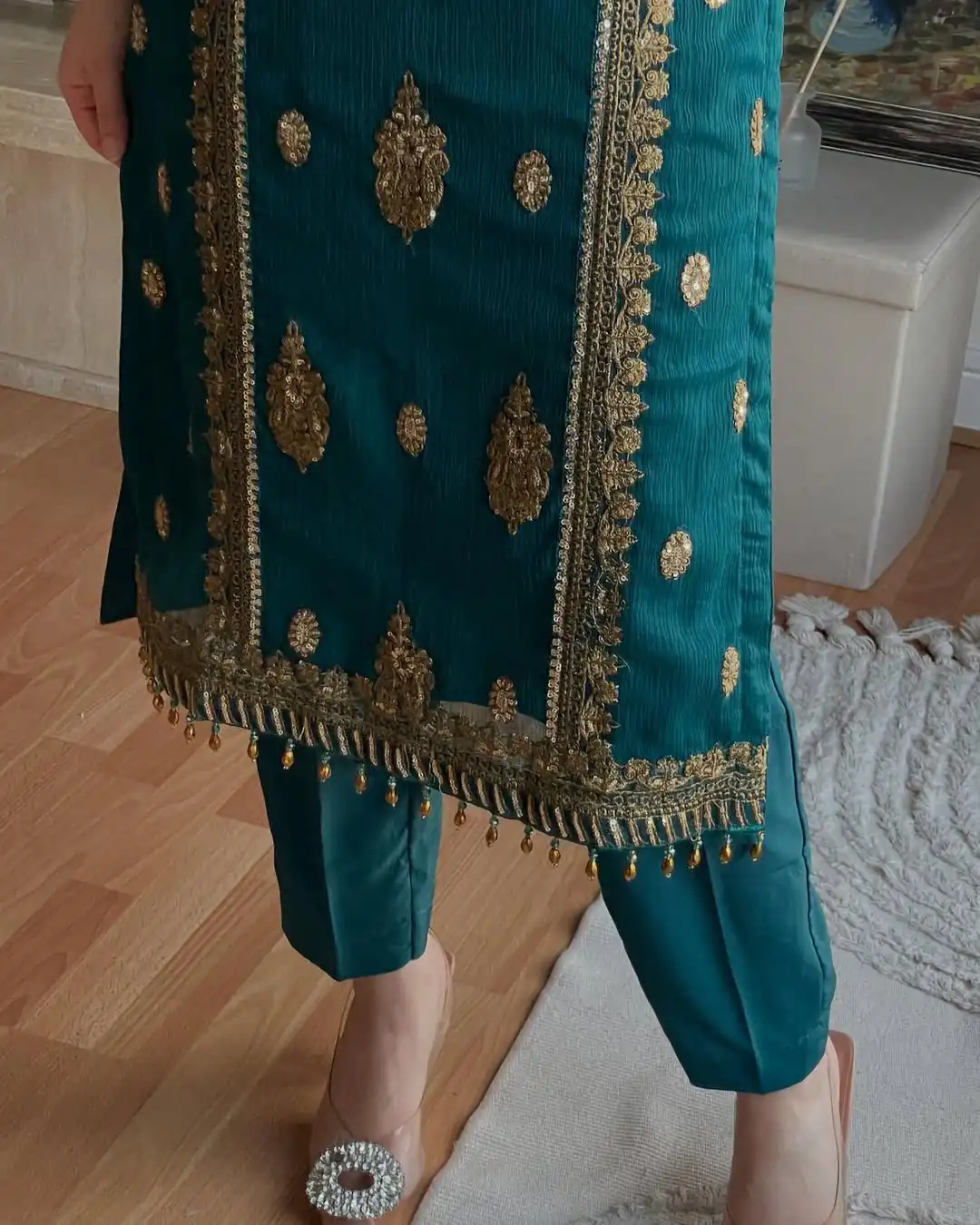 Darling Teal Chinon Silk Embroidery Work Salwar Suit - Image 4