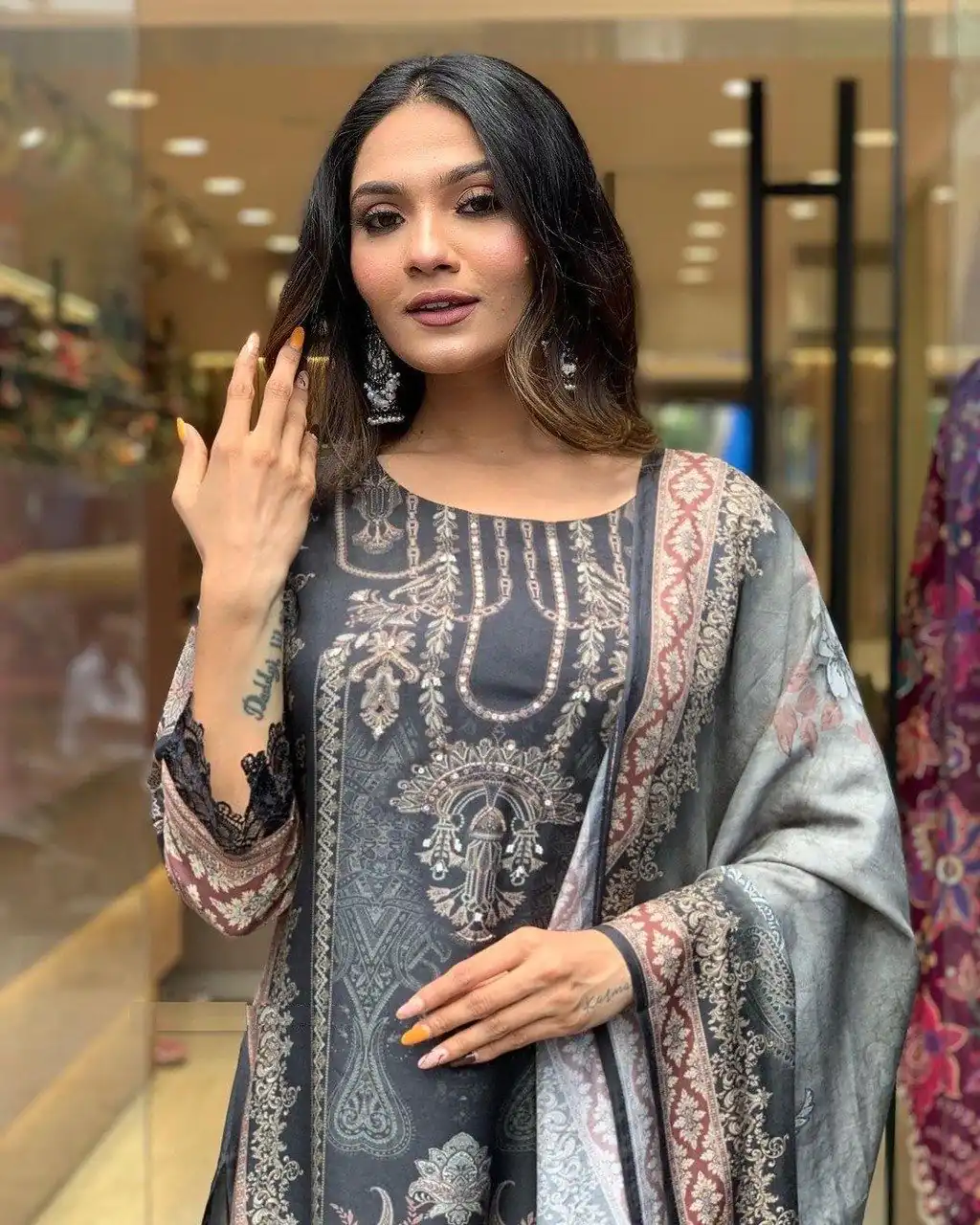 Elegant Black Maslin Digital Prints Salwar Suit - Image 7