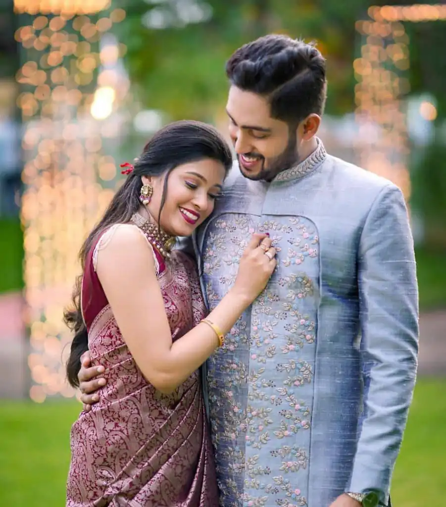 Fine Wine Lichi Silk Jacquard Work Saree - Image 3