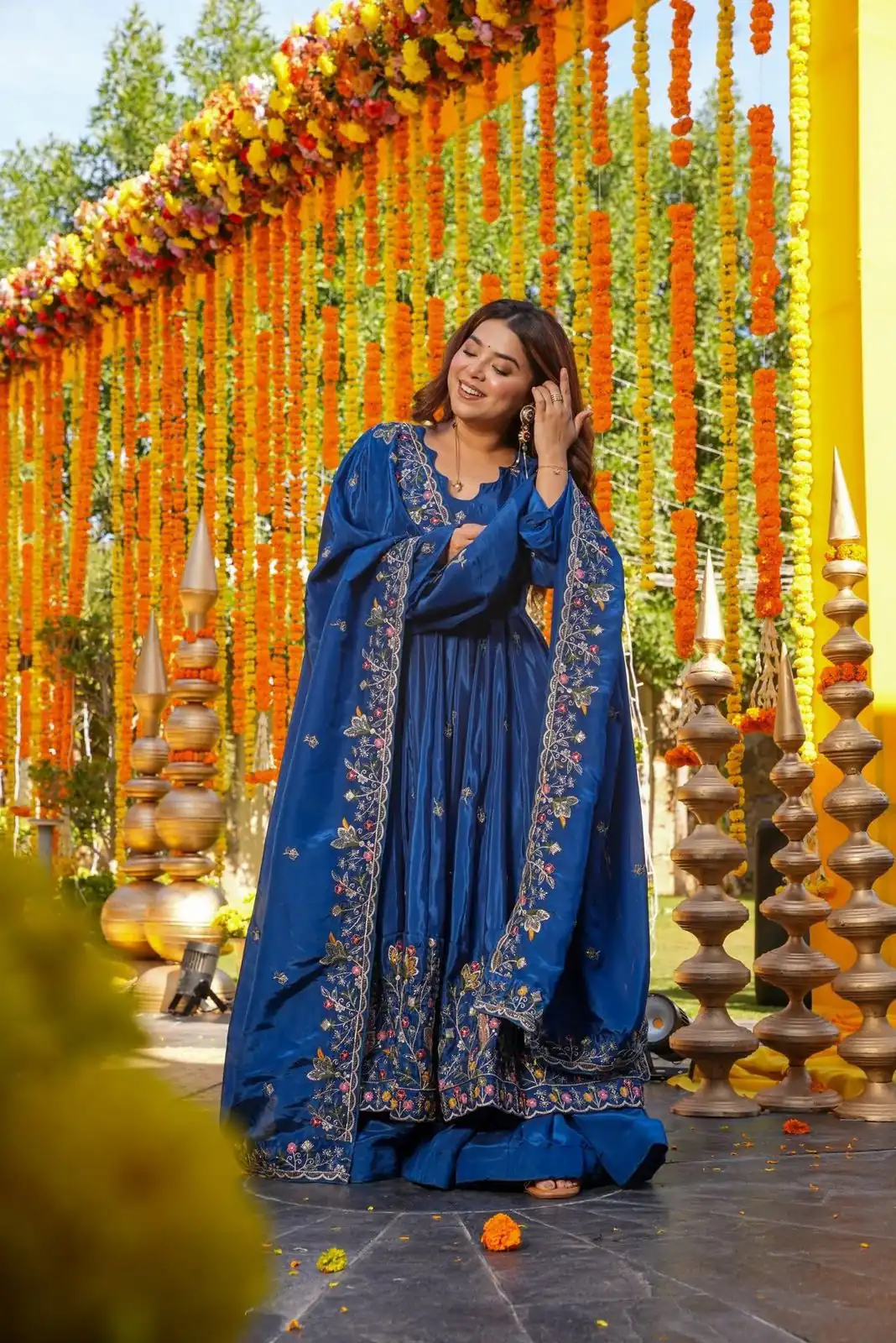 Blue Natural Crap Silk Embroidery Work Anarkali Suit - Image 4