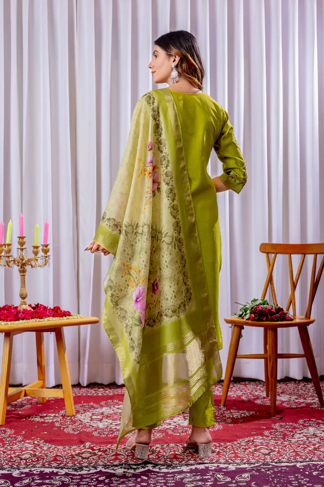 Green Viscose Silk Thread Embroider Work Salwar Suit - Image 2