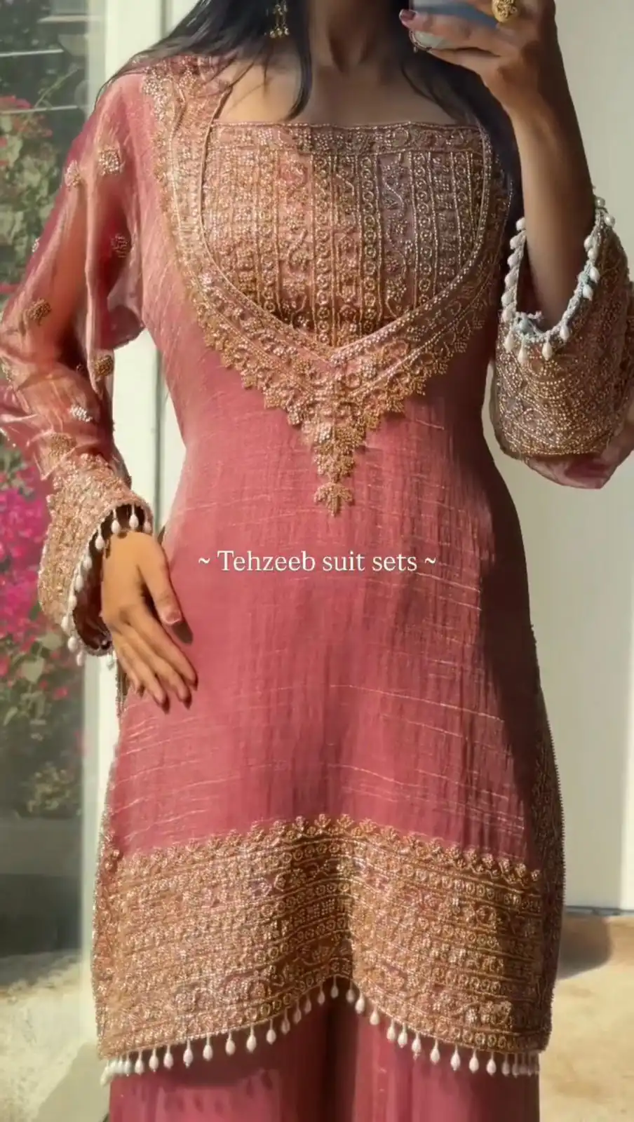 Pink Fendy Silk Border Lace Work Salwar Suit - Image 2
