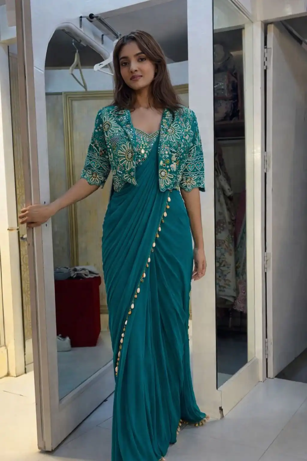 Firozi Crap Silk Embroidery Lace Work Saree - Image 4