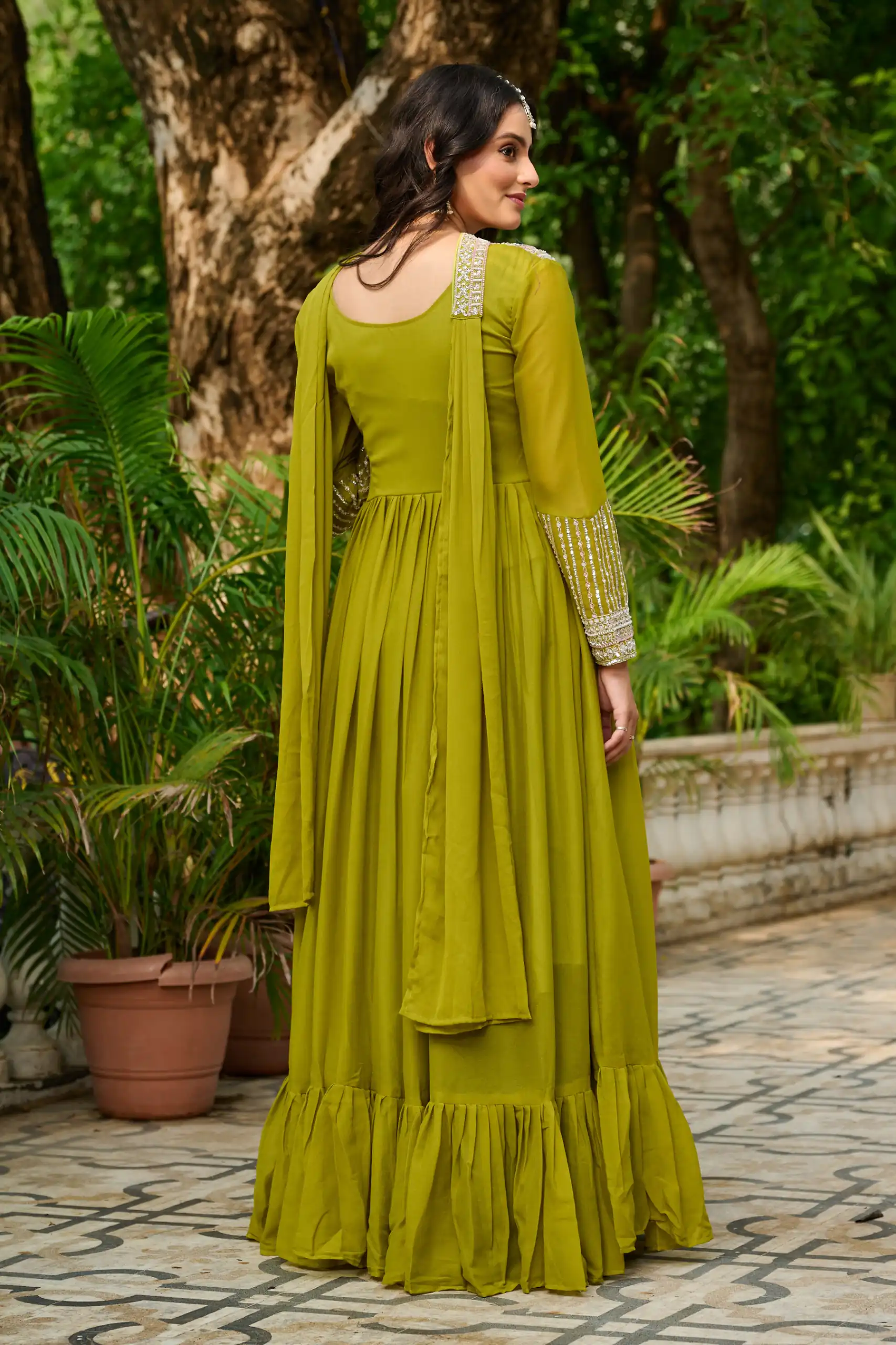 KA 1151 Green Faux Georgette Gown Perfect for Wedding, Party, Makar Sankranti, Karwa Chauth, Ethnic Day – . Now at just ₹2399. Delivery 4-6 Working D | Gowns, Bollywood Gowns, Creative Gowns, Designer Gowns, Embroidered Gowns, Party Wear Gowns