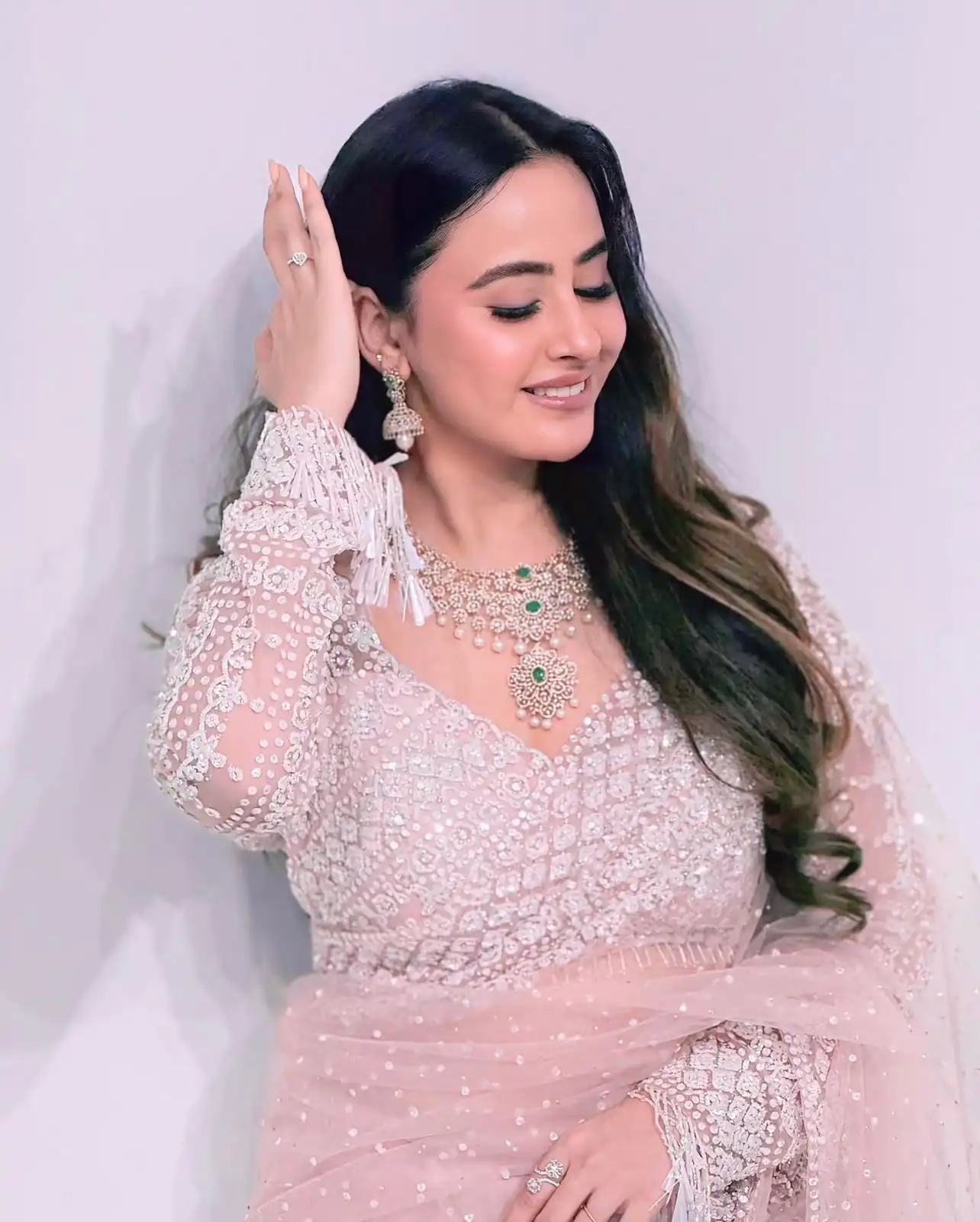 Baby Pink Soft Net Sequins Work Saree - Image 4