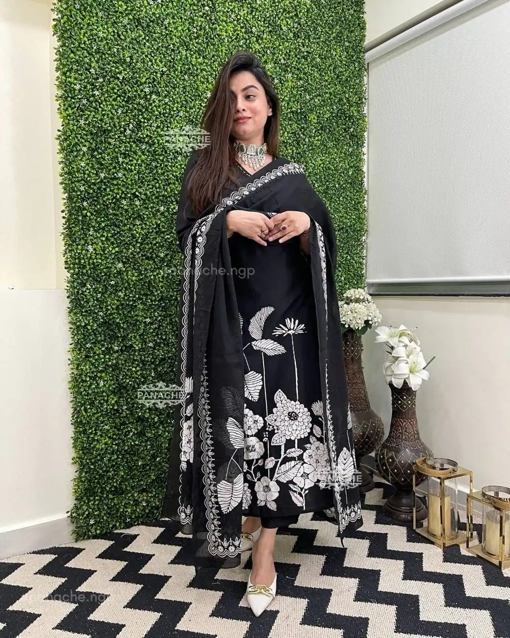 Black Georgette Digital Print Salwar Suit - Image 4