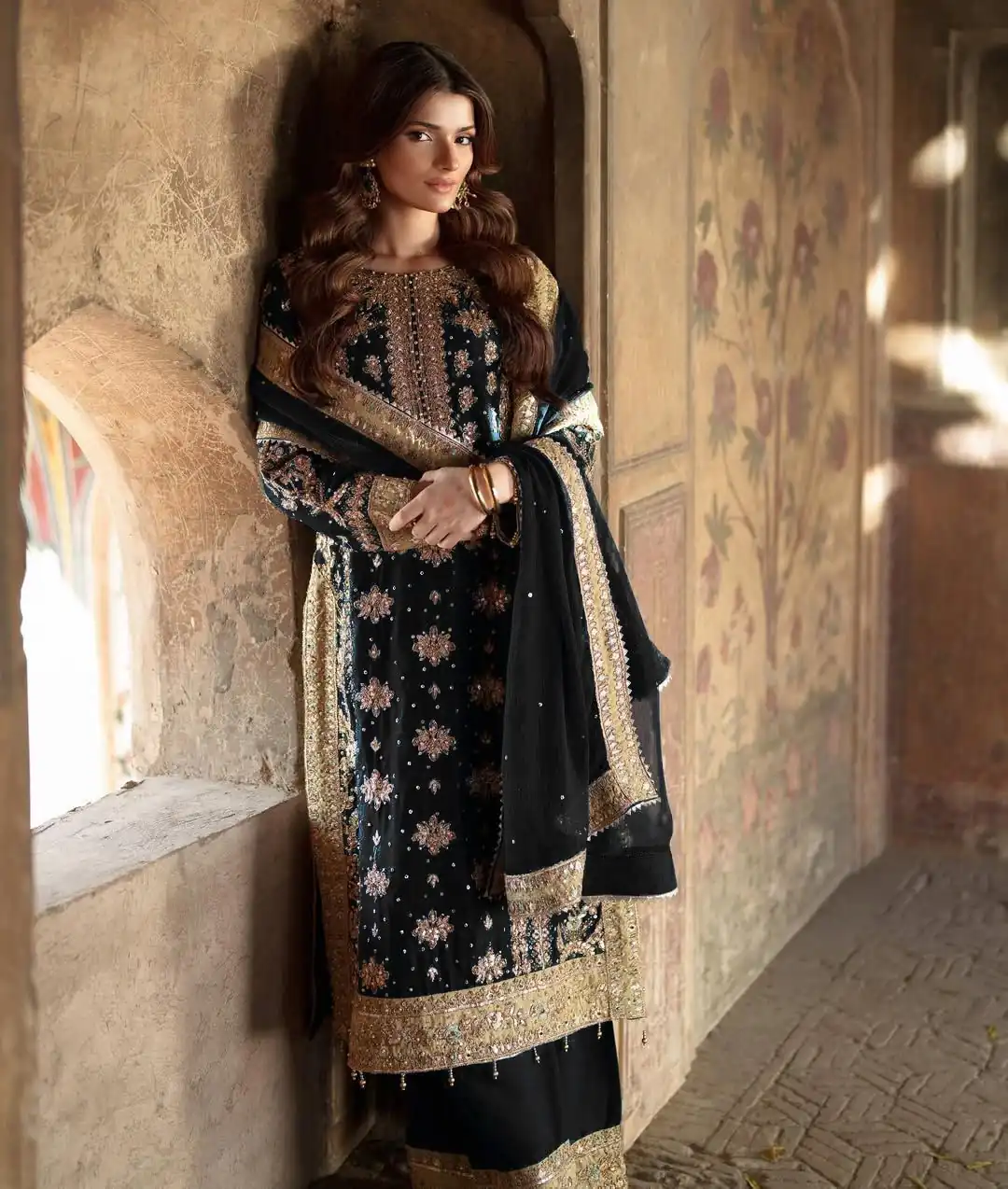 Black Georgette With Sequence Work Salwar Suit - Image 4