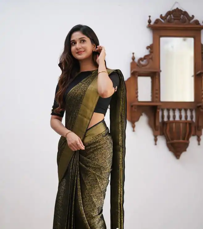 Black Lichi Silk Border Jacquard Work Saree