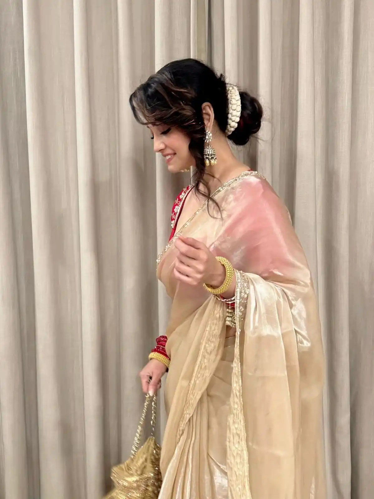 Chiku Zimmy Choo Sequins Work Saree - Image 4