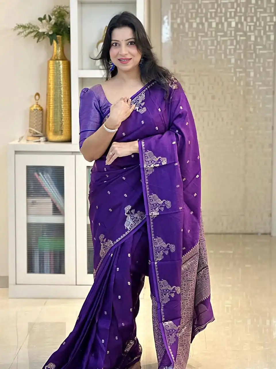 KP 6085 Purple Pink Lichi Silk Saree with Lace Border & Lace Work. Special Price ₹1449. Delivery 4-6 Working Days. Shop now. | Designer Sarees, Modern Digital sarees, Sarees, Bollywood Sarees, Creative Sarees, Embroidered Sarees, Ethnic Saree, Party Wear Sarees