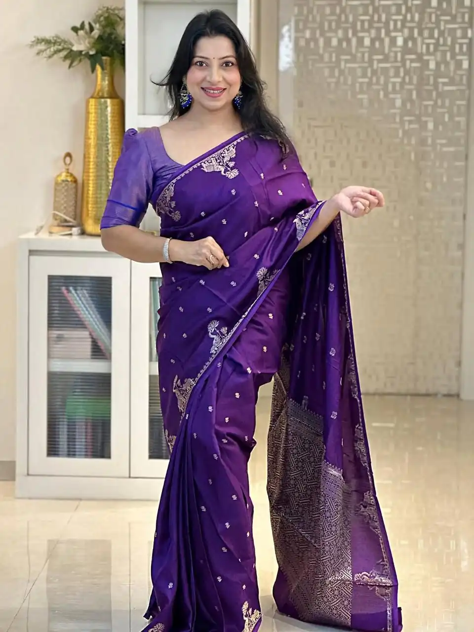 KP 6085 Purple Pink Lichi Silk Saree with Lace Border & Lace Work. Special Price ₹1449. Delivery 4-6 Working Days. Shop now. | Designer Sarees, Modern Digital sarees, Sarees, Bollywood Sarees, Creative Sarees, Embroidered Sarees, Ethnic Saree, Party Wear Sarees