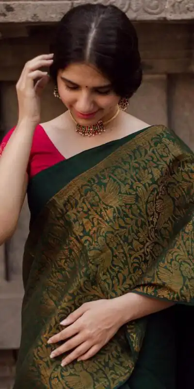 KPR 070 Green Color Soft Lichi Silk Saree with Lace Border & Lace Work. Best Price ₹1349. Delivery 4-6 Working Days. Shop now. | Creative Sarees, Sarees, Bollywood Sarees, Designer Sarees, Embroidered Sarees, Ethnic Saree, Modern Digital sarees, Party Wear Sarees