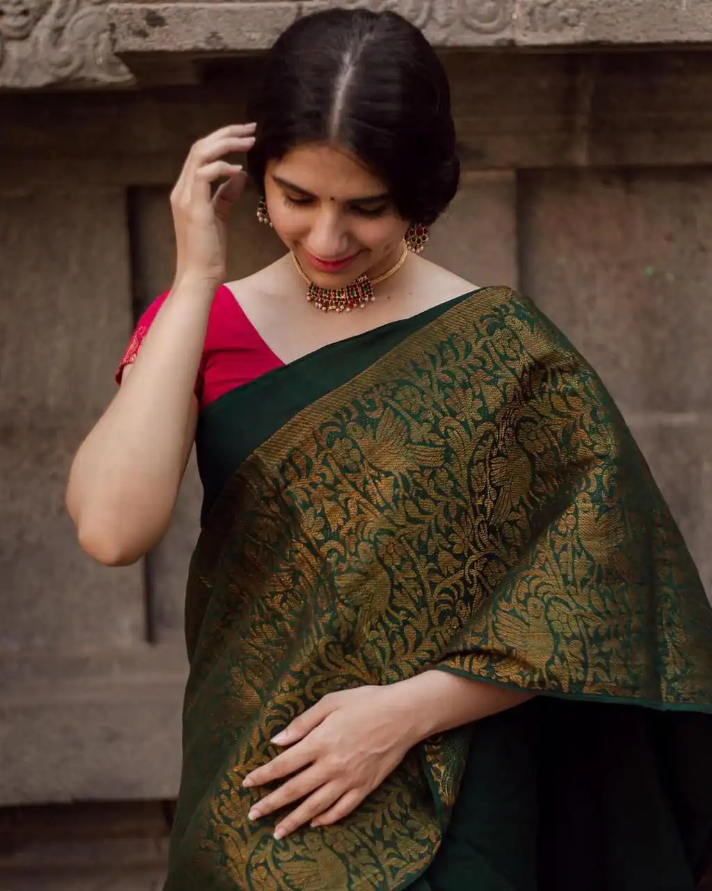 KPR 070 Green Color Soft Lichi Silk Saree with Lace Border & Lace Work. Best Price ₹1349. Delivery 4-6 Working Days. Shop now. | Creative Sarees, Sarees, Bollywood Sarees, Designer Sarees, Embroidered Sarees, Ethnic Saree, Modern Digital sarees, Party Wear Sarees