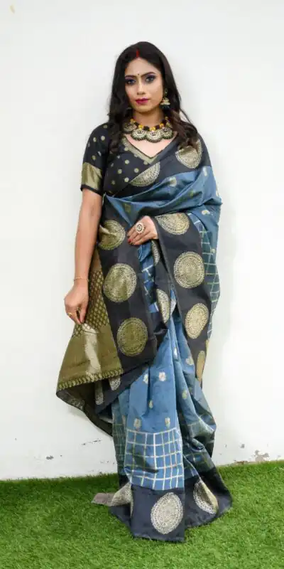 KPR 080 Grey Color Soft Lichi Silk Saree with Lace Border & Lace Work. Best Price ₹1449. Delivery 4-6 Working Days. Shop now. | Designer Sarees, Sarees, Bollywood Sarees, Creative Sarees, Embroidered Sarees, Ethnic Saree, Modern Digital sarees, Party Wear Sarees