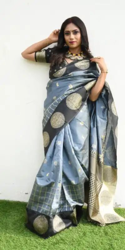 KPR 080 Grey Color Soft Lichi Silk Saree with Lace Border & Lace Work. Best Price ₹1449. Delivery 4-6 Working Days. Shop now. | Designer Sarees, Sarees, Bollywood Sarees, Creative Sarees, Embroidered Sarees, Ethnic Saree, Modern Digital sarees, Party Wear Sarees