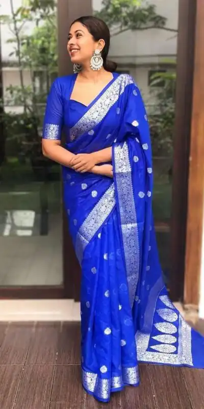 ES 8271 Royal Blue Soft Lichi Silk Saree Perfect for Wedding, Party, Reception, Diwali, Ethnic Day â . Affordable Price âš1349. Delivery 4-6 Working Days. | Designer Sarees, Sarees, Bollywood Sarees, Creative Sarees, Embroidered Sarees, Ethnic Saree, Modern Digital sarees, Party Wear Sarees